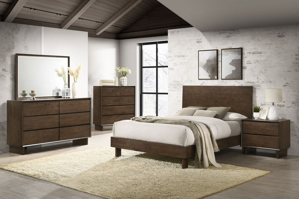 Glenwood 4 & 5 Piece Bedroom Set Eastren king & Queen