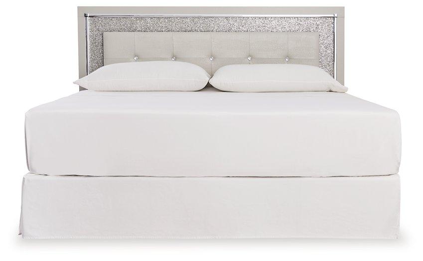 Zyniden Upholstered Bed