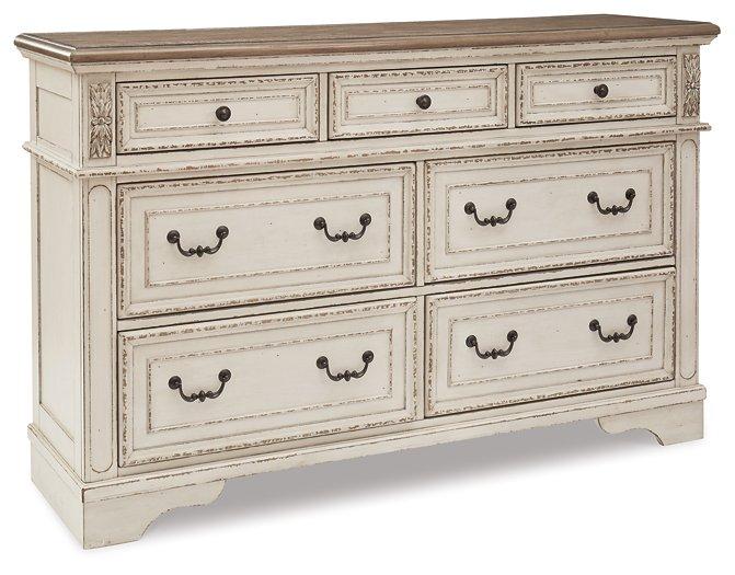 Realyn Dresser image