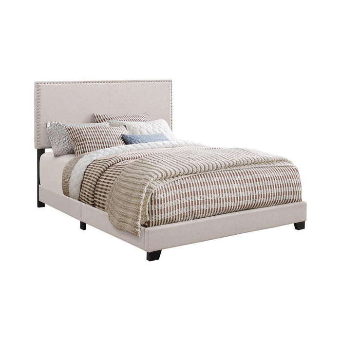 Boyd Queen Upholstered Bed with Nailhead Trim Ivory